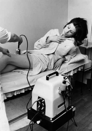 1964 Vacuum suction treatment