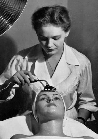 1958 Helena Rubinstein facial iron