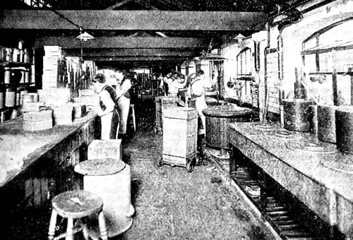 1911 Eonia Works Cream and Cosmetic Department