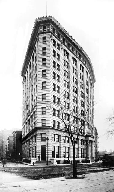 1911 Chesebrough Building