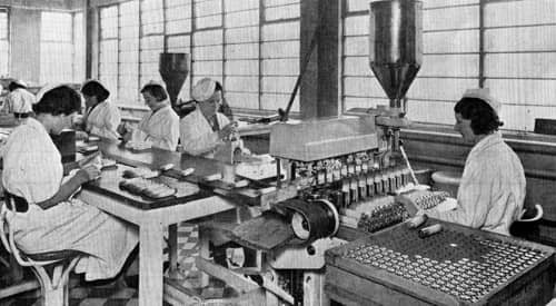 1937 Manufacturing tubes of Coty Shaving Cream