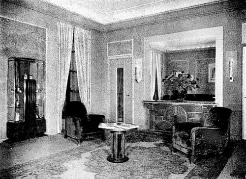 1930 Salon reception room