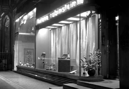 Refurbished Helena Rubinstein salon in Grafton Street at night