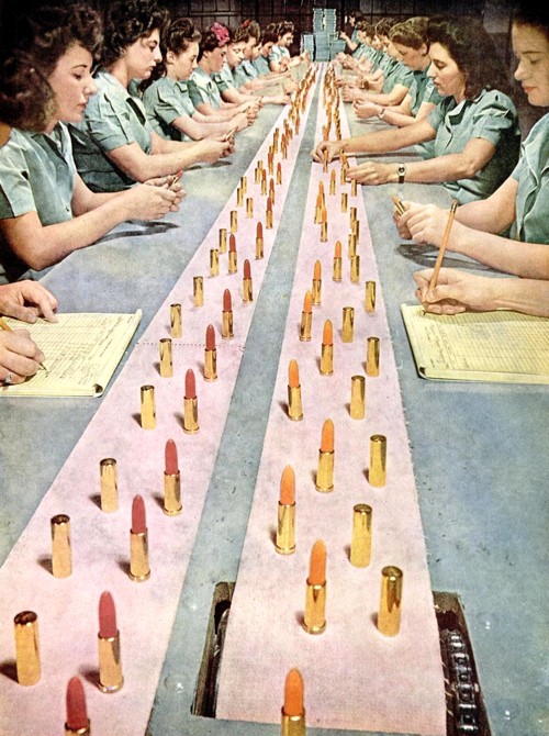 1947 Tangee checking finished lipsticks