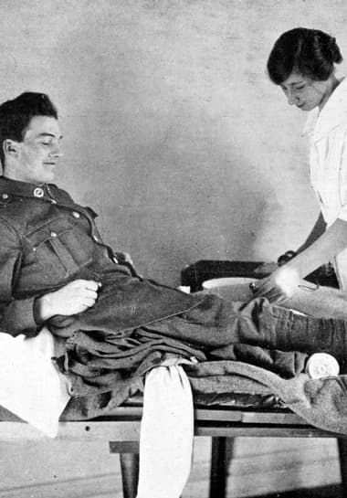 Faradic muscle treatment of a soldier from the First World War