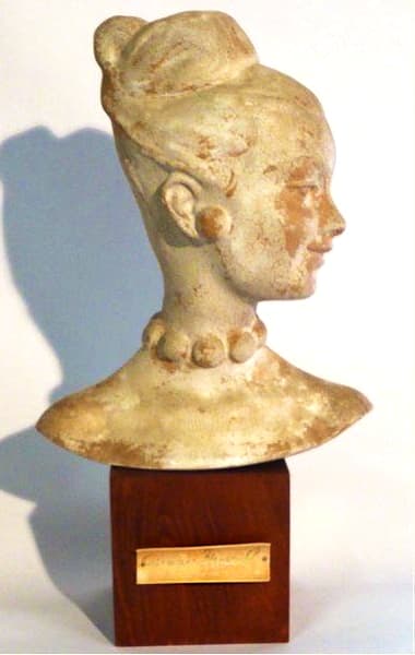 Germaine Monteil sculpture