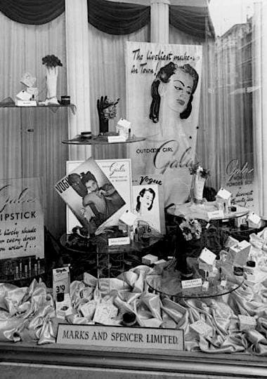 1940 Window display for Outdoor Girl Gala Lipstick