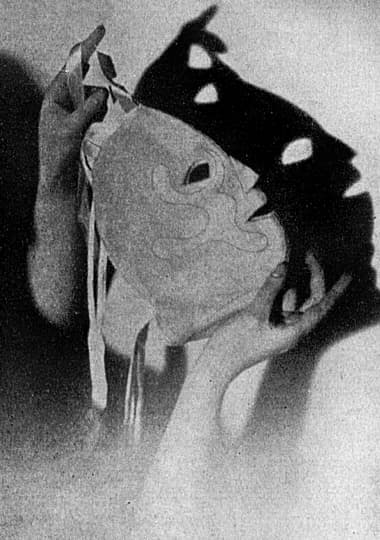 1932 Helene Pessl Radium Silk Mask 