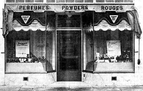 1918 Doriot-Lenne shop