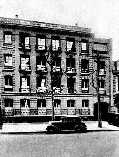 1935 Tho-Radia at 147 Avenue Victor-Hugo, Paris